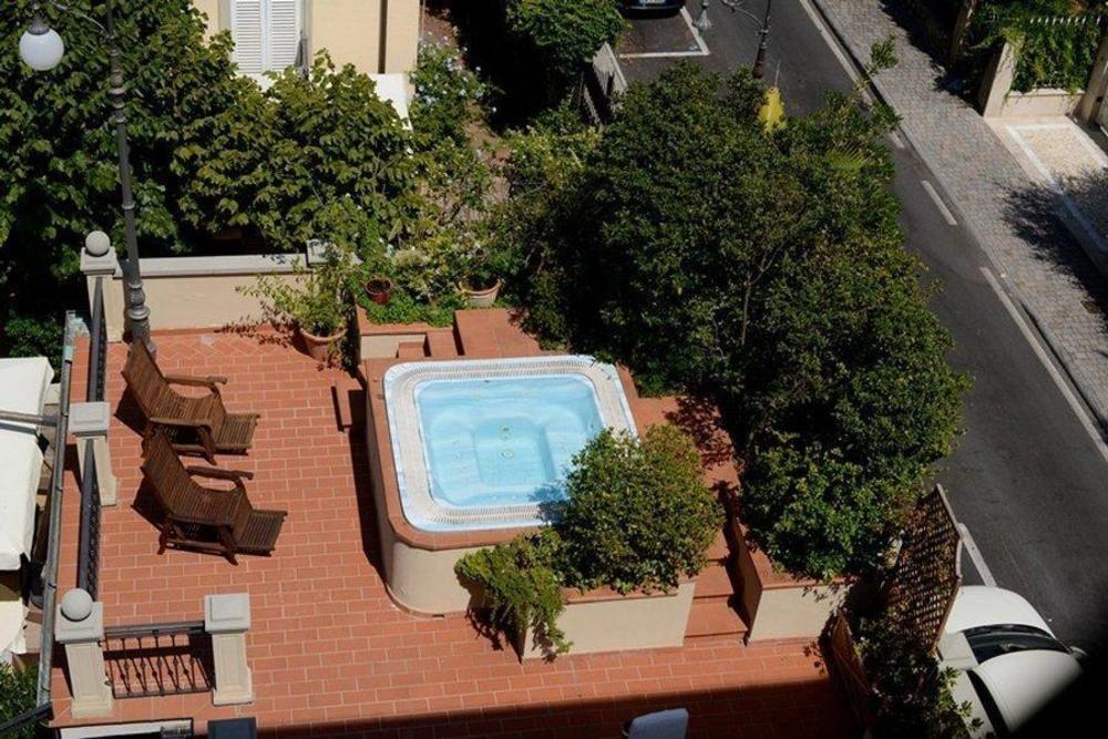 Hotel Goya Forte dei Marmi Exterior photo
